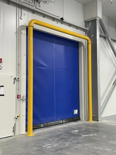 Full frame bollards_03