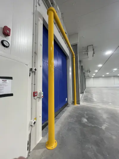 Full frame bollards_04