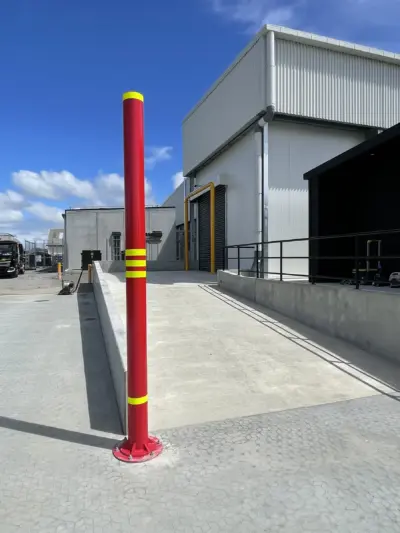 Safety bollard